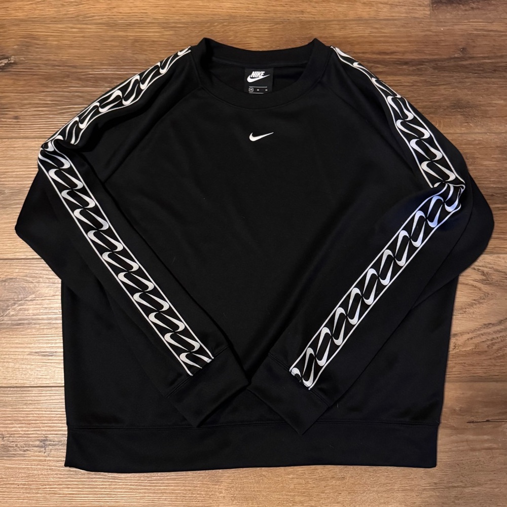 Nike Men's Medium Black Crewneck Sweater with Logo Patterned Sleeves